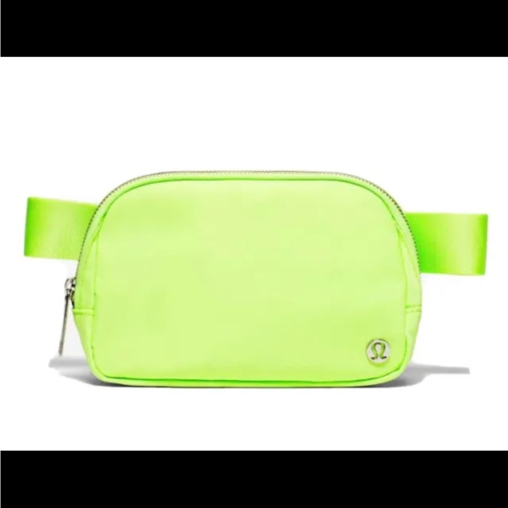 NWT Lululemon Everywhere Belt Bag - Neon Green/Faded Zap - Sold out everywhere!
